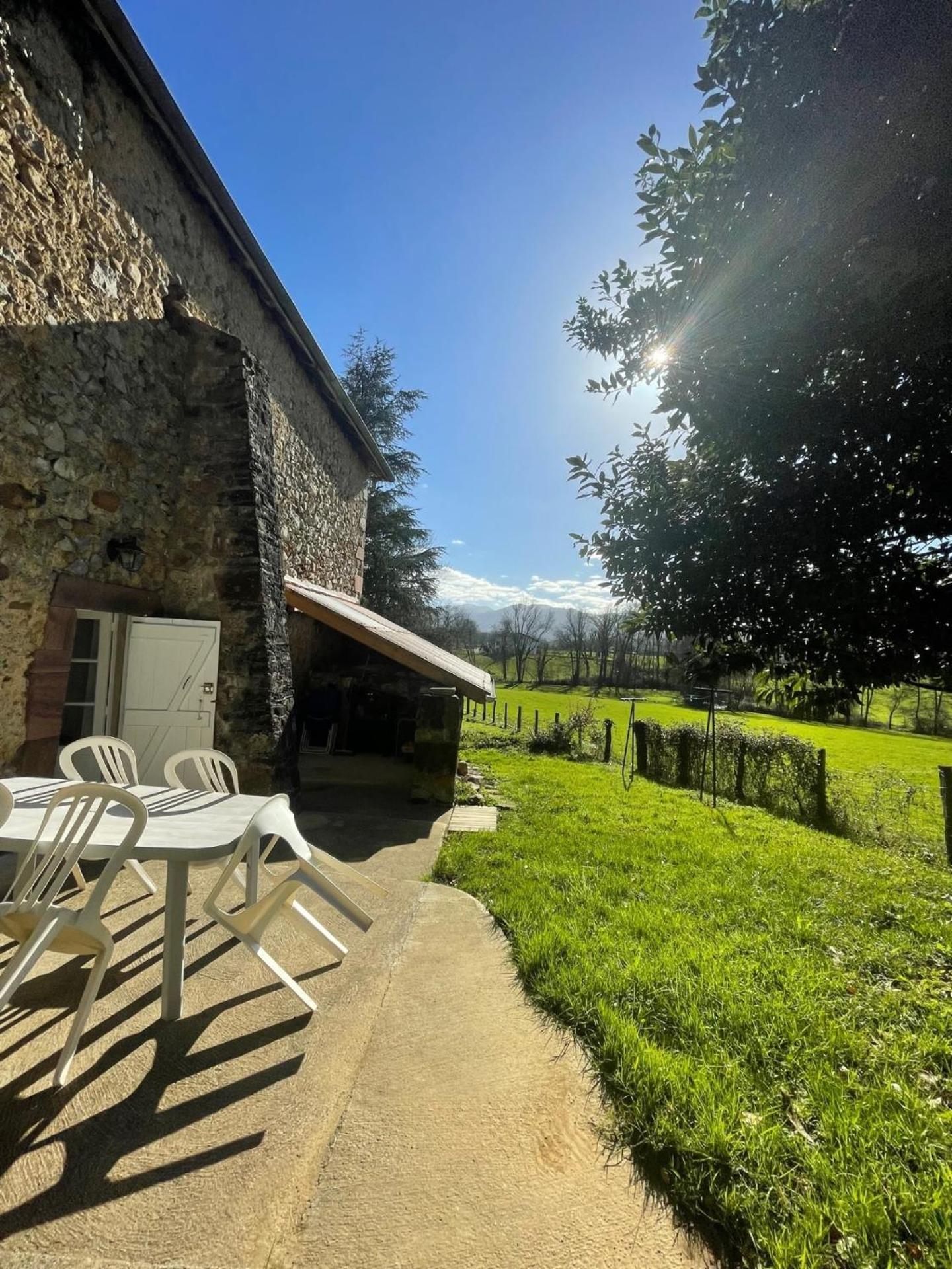 Gite Guiroya Saint-Jean-le-Vieux  Dış mekan fotoğraf